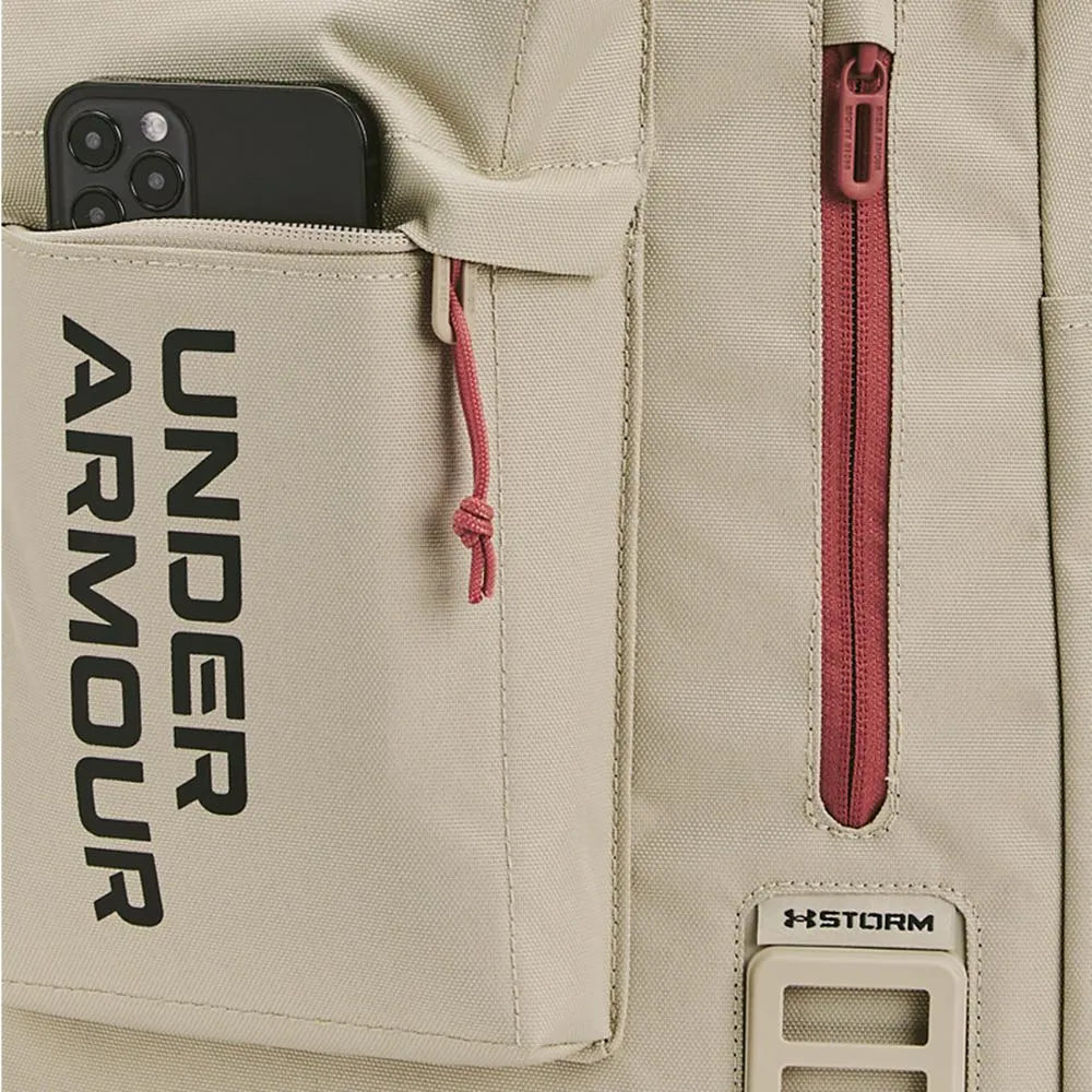 Mochila de entrenamiento Under Armour Halftime Back